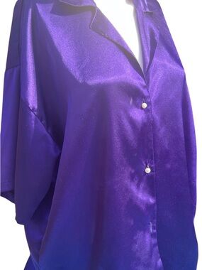 Victoria's Secret Purple Satin Button-Front Sleep Top. Size M/L.